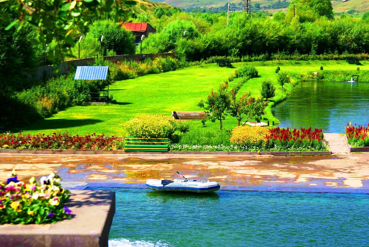 Resort Mja Ashotavan Buitenkant foto
